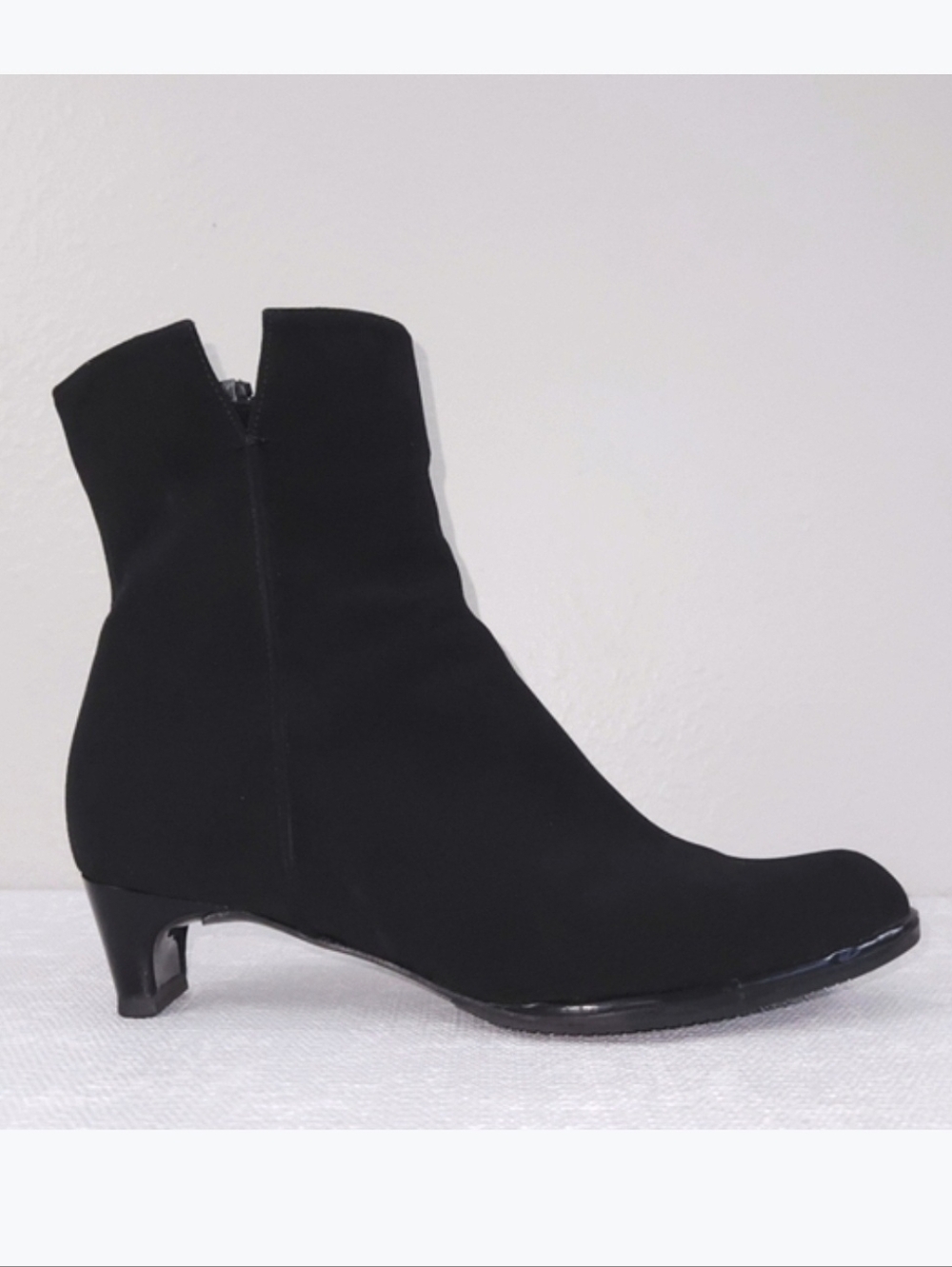 Stuart Weitzman Kitten Heeled Waterproof Boots Gore-Tex Leather Booties US 8